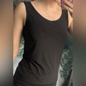Classic Black Sleeveless Tank Top